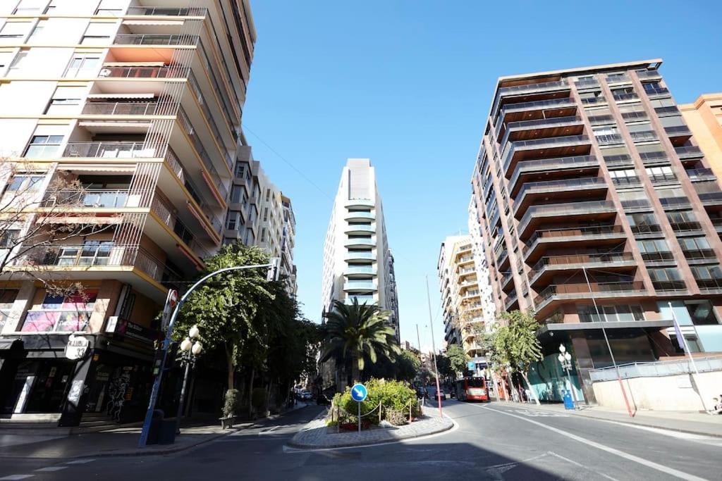 Beferent Plaza San Cristobal Lejlighed Alicante Eksteriør billede